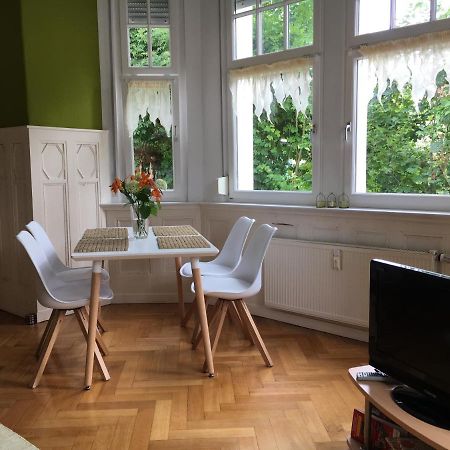 Appartment Im Villenviertel Єна Екстер'єр фото